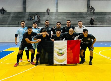 Rodada do Campeonato Municipal de Futsal reúne atletas e leva emoção às quadras de Itararé
